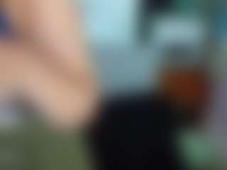 SaveTheBea's Live Sex Cam Show