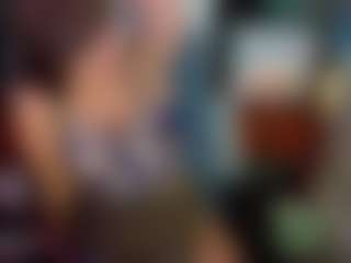 SaveTheBea's Live Sex Cam Show