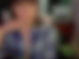SaveTheBea's Live Sex Cam Show