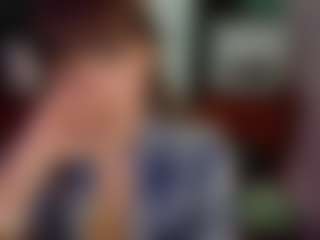 SaveTheBea's Live Sex Cam Show