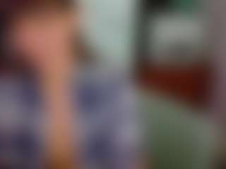 SaveTheBea's Live Sex Cam Show