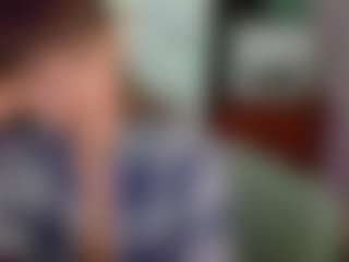 SaveTheBea's Live Sex Cam Show