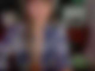 SaveTheBea's Live Sex Cam Show