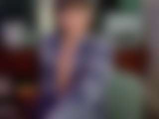 SaveTheBea's Live Sex Cam Show