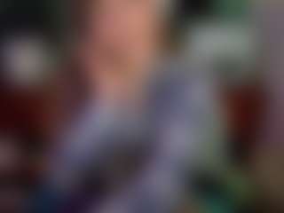 SaveTheBea's Live Sex Cam Show