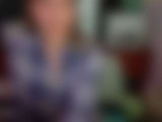 SaveTheBea's Live Sex Cam Show