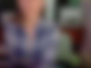 SaveTheBea's Live Sex Cam Show