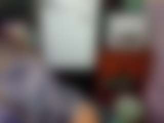 SaveTheBea's Live Sex Cam Show