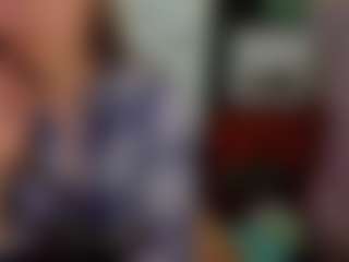 SaveTheBea's Live Sex Cam Show