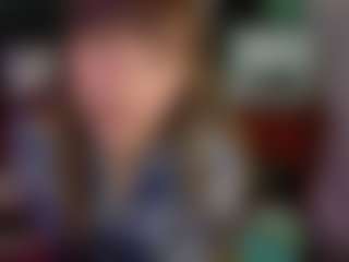 SaveTheBea's Live Sex Cam Show