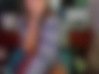 SaveTheBea's Live Sex Cam Show