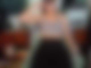 SaveTheBea's Live Sex Cam Show