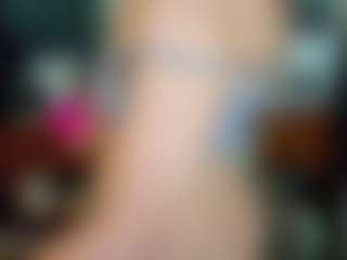 SaveTheBea's Live Sex Cam Show
