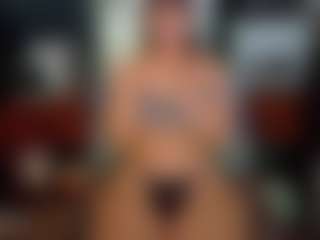 SaveTheBea's Live Sex Cam Show
