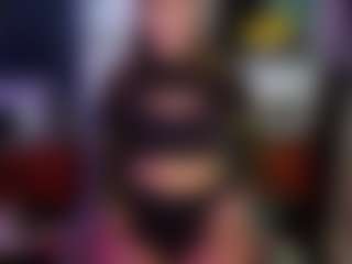 SaveTheBea's Live Sex Cam Show