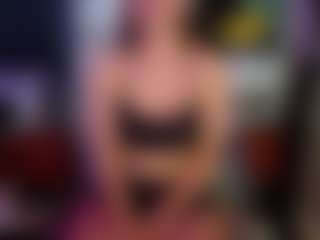 SaveTheBea's Live Sex Cam Show