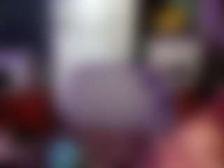 SaveTheBea's Live Sex Cam Show