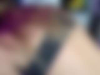 SaveTheBea's Live Sex Cam Show