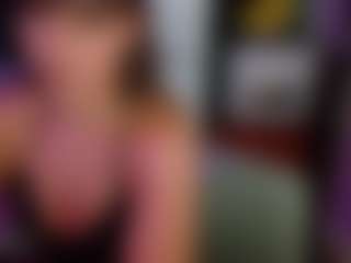 SaveTheBea's Live Sex Cam Show