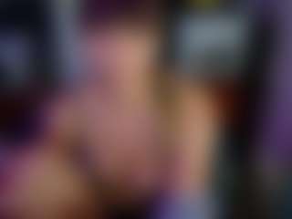 SaveTheBea's Live Sex Cam Show
