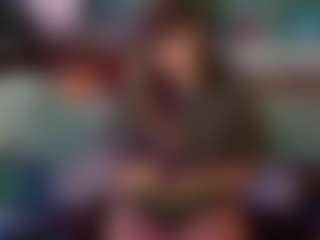 SaveTheBea's Live Sex Cam Show