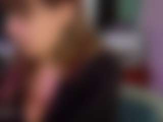 Live cam show with SaveTheBea - Athletic Dildo on xplaylive.com