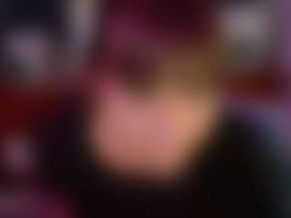 SaveTheBea's Live Sex Cam Show