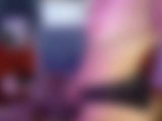 SaveTheBea's Live Sex Cam Show