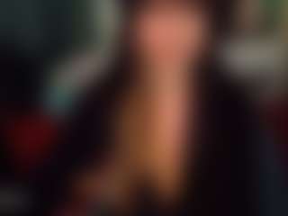 SaveTheBea's Live Sex Cam Show