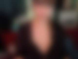 SaveTheBea's Live Sex Cam Show