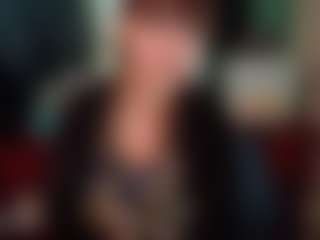 SaveTheBea's Live Sex Cam Show