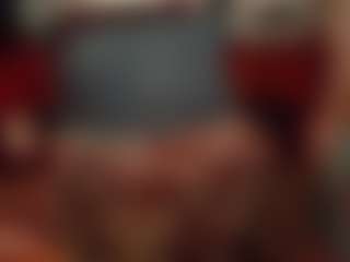 SaveTheBea's Live Sex Cam Show