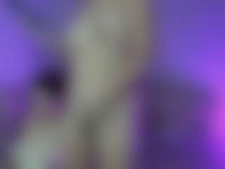 studValerin-Abbi's Live Sex Cam Show