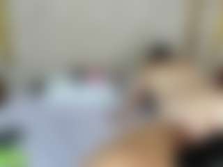 Live cam show with studValerin-Abbi - College MILF on SxyPornLive