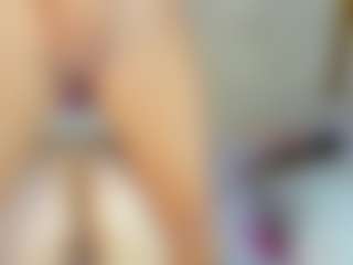 studValerin-Abbi's Live Sex Cam Show