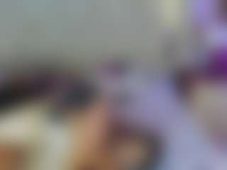Live cam show with studValerin-Abbi - Natural on PervPlay.com