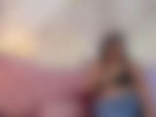 Live cam show with studValerin-Abbi - Cum on Camsoda