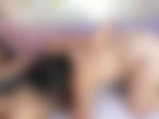Live cam show with studValerin-Abbi - Cosplay MILF on crypto-cams