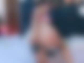 Show live cam dengan studValerin-Abbi - Brown Eyes di Camsoda