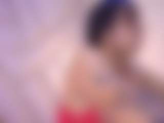 Live cam show with andrea-jones11 - Oil on Chatstar
