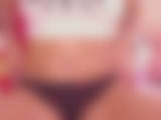 Live cam show with andrea-jones11 - Nipple Piercings on 1on1-livenow