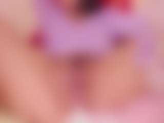 Live cam show with andrea-jones11 - Smoking on chickslive.net