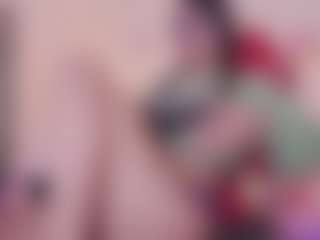 andrea-jones11's Live Sex Cam Show