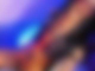 Live cam show with ScarlettOsama - Tease on CSO-WL