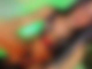 Live cam show with ScarlettOsama - Spank on Cam Slut