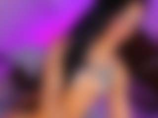 Live cam show with ScarlettOsama - White on hrnylive.com