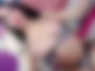 Live cam show with ValeriaRiosQueen - Orgasm on Camsoda