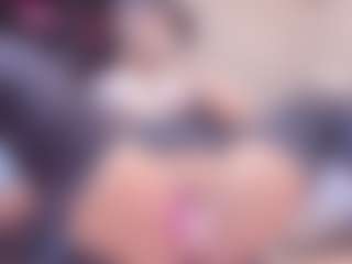Yiovanna19's Live Sex Cam Show