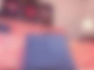 Live cam show with Yiovanna19 - Young Adult on Camsoda Late Night