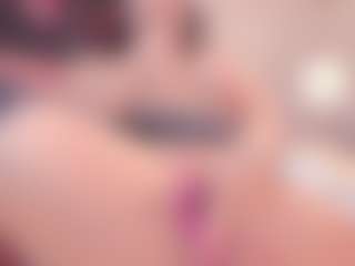 Yiovanna19's Live Sex Cam Show